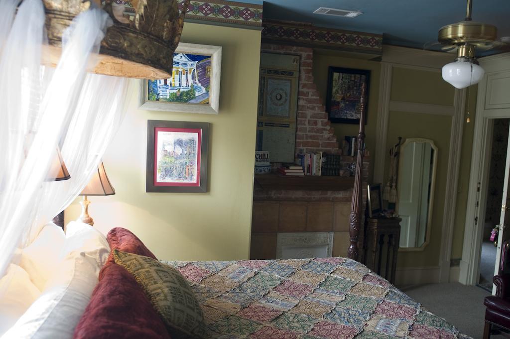 Fairfield Place Bed And Breakfast Bossier City Exterior foto